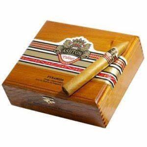 Cabinet Pyramid (25)<br>6 × 52